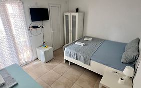 In Villa Guesthouse
